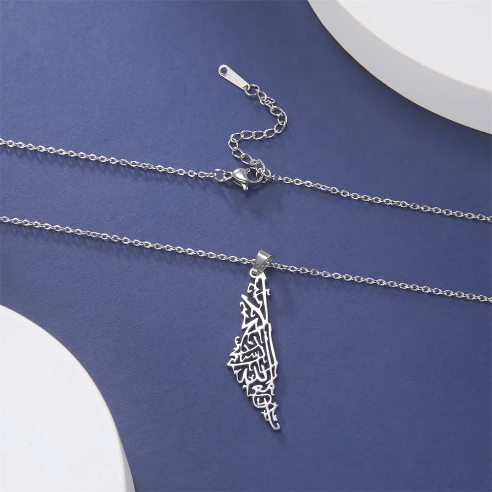 Collier carte Palestine "Ne sois pas triste, Dieu est avec nous"