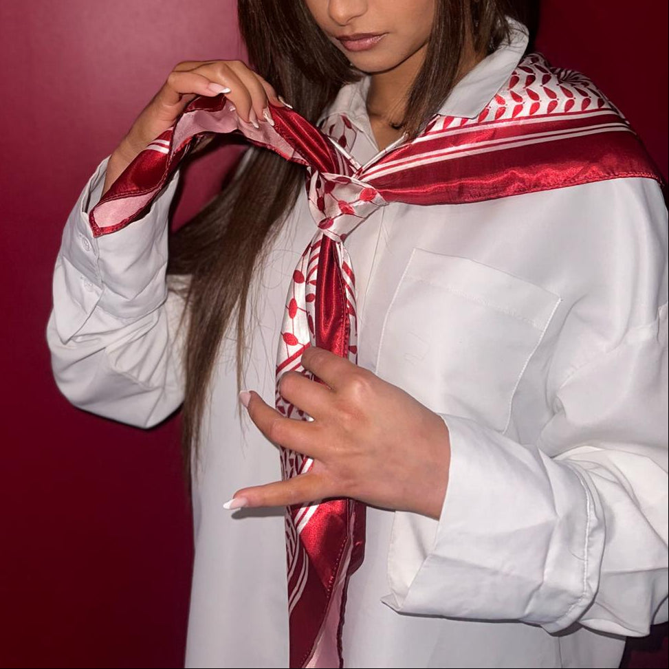 Foulard keffieh palestinien rouge et blanc en satin